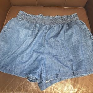 High-Rise Pull On Shorts